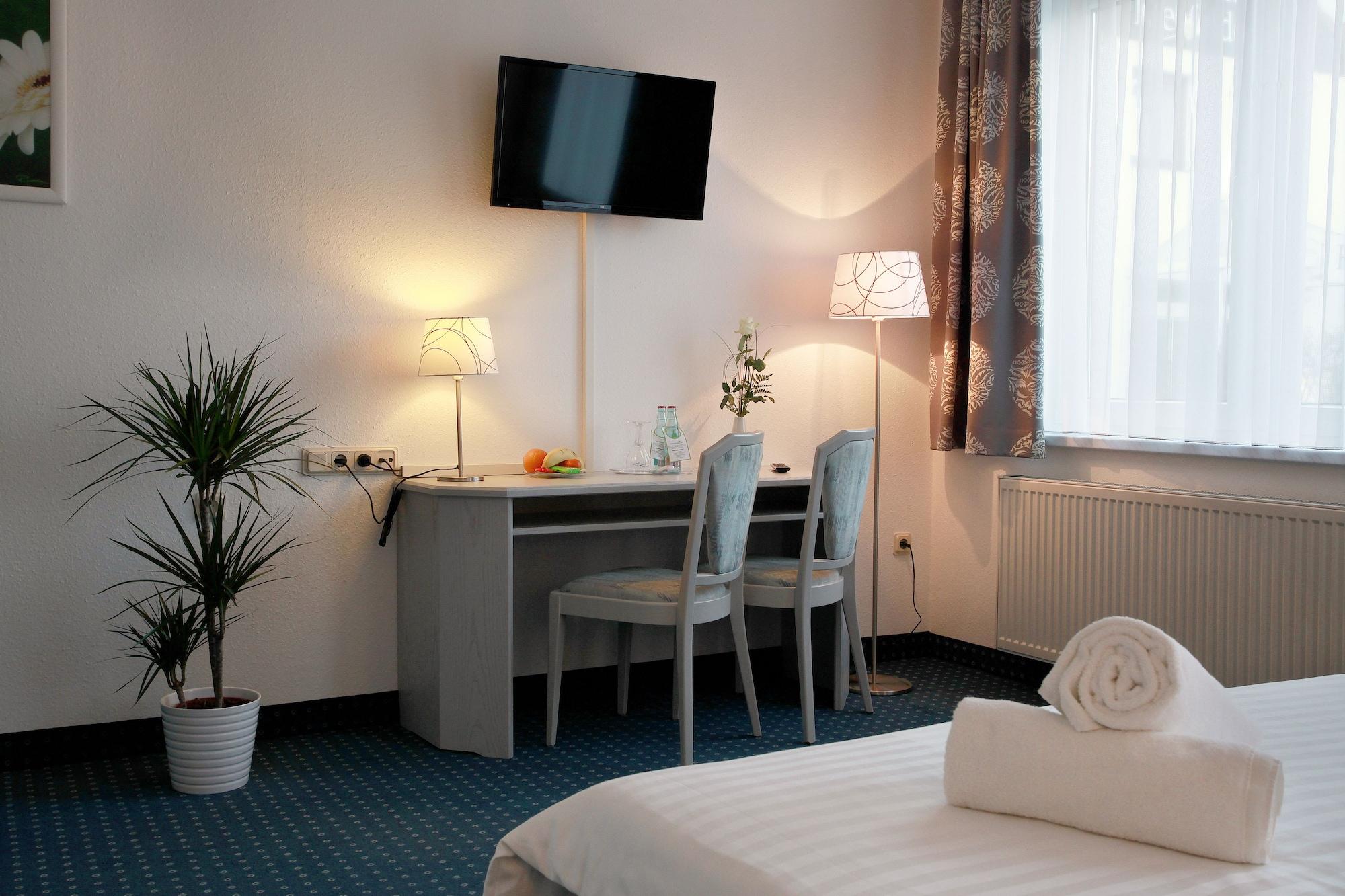 Hotel Kleefelder Hof Hannover Esterno foto