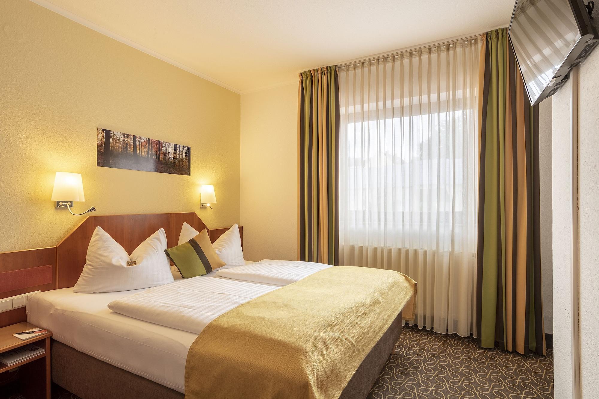 Hotel Kleefelder Hof Hannover Esterno foto