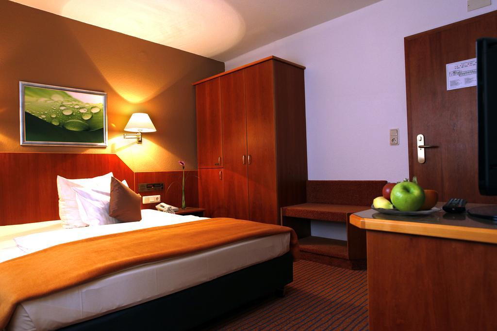 Hotel Kleefelder Hof Hannover Esterno foto