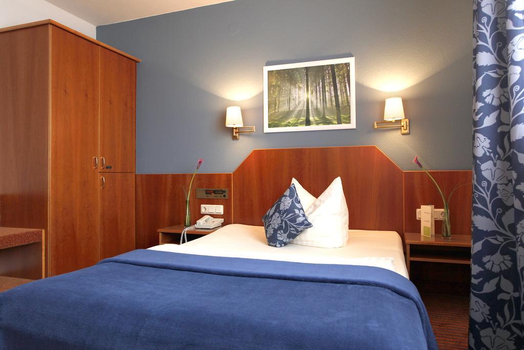 Hotel Kleefelder Hof Hannover Esterno foto