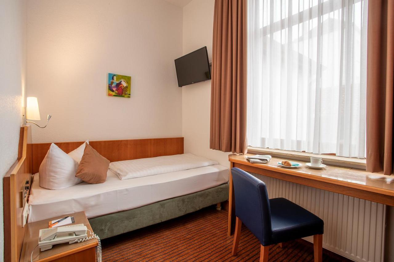 Hotel Kleefelder Hof Hannover Esterno foto